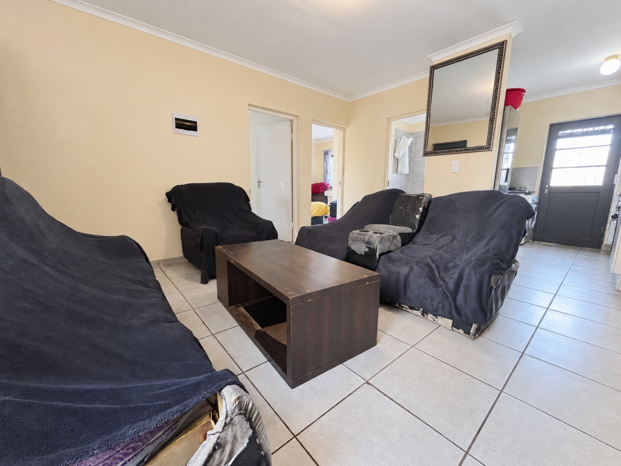 To Let 2 Bedroom Property for Rent in Parklands Western Cape